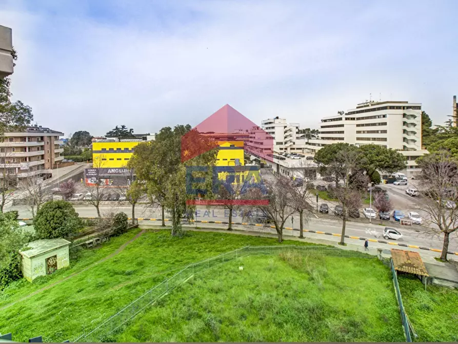 Immagine 19 di Attico in vendita  in Via Catilina 6 a Pomezia