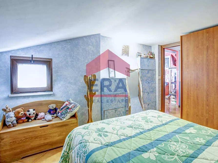 Immagine 29 di Attico in vendita  in Via Catilina 6 a Pomezia