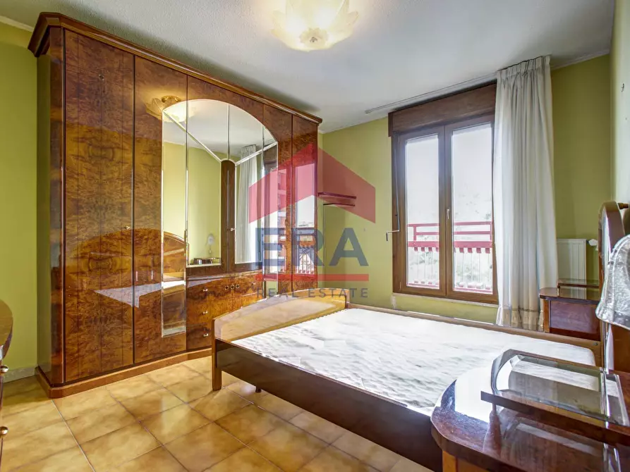 Immagine 9 di Appartamento in vendita  in Via Varrone 33 a Pomezia