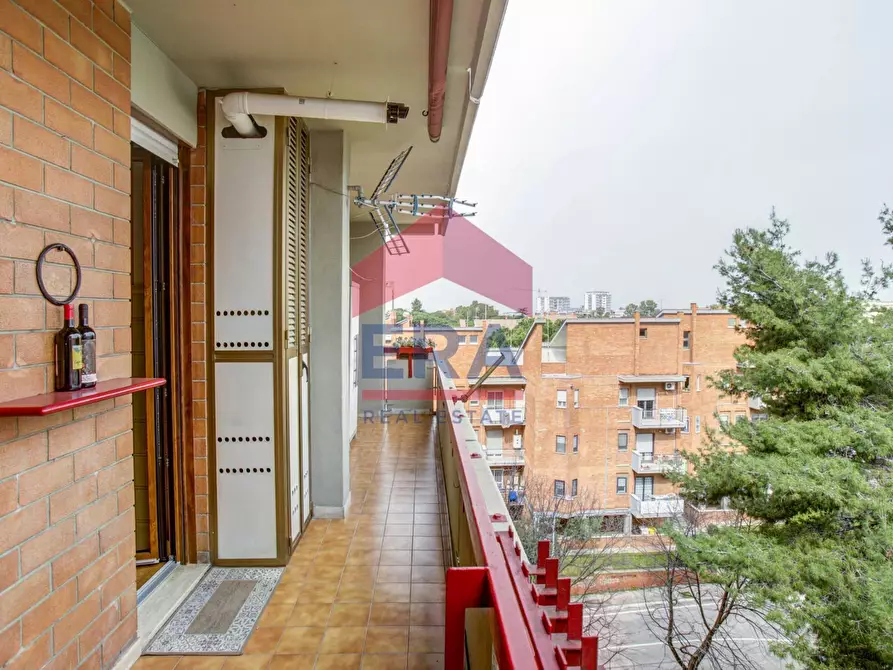 Immagine 16 di Appartamento in vendita  in Via Varrone 33 a Pomezia