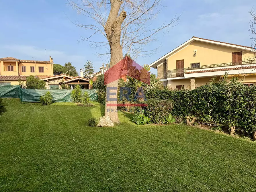 Immagine 6 di Villa in vendita  in Via Anguillara 22 a Manziana