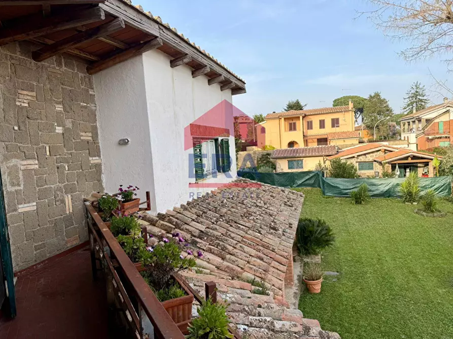 Immagine 38 di Villa in vendita  in Via Anguillara 22 a Manziana