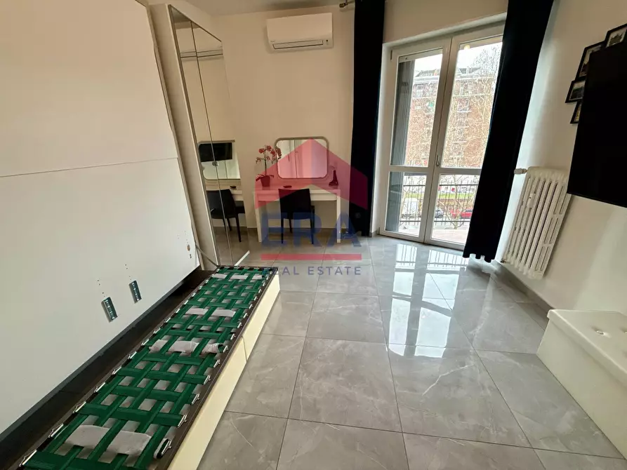 Immagine 13 di Appartamento in vendita  in Largo Promessi Sposi 8 a Milano