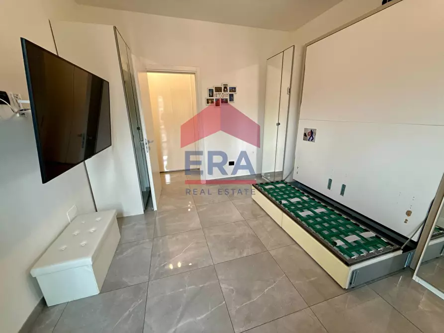 Immagine 14 di Appartamento in vendita  in Largo Promessi Sposi 8 a Milano