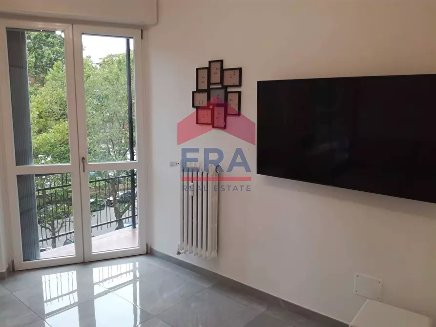 Immagine 18 di Appartamento in vendita  in Largo Promessi Sposi 8 a Milano