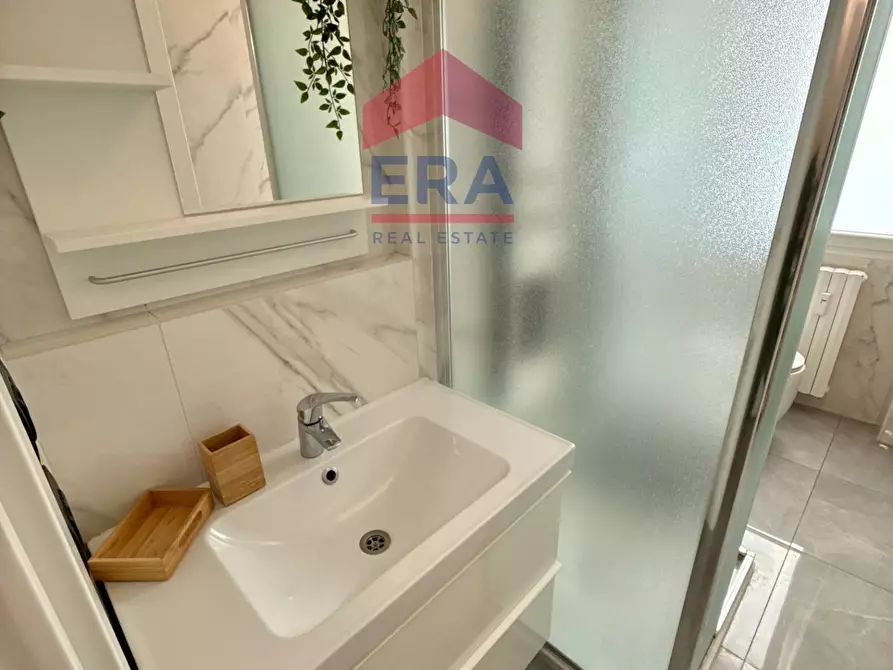 Immagine 22 di Appartamento in vendita  in Largo Promessi Sposi 8 a Milano