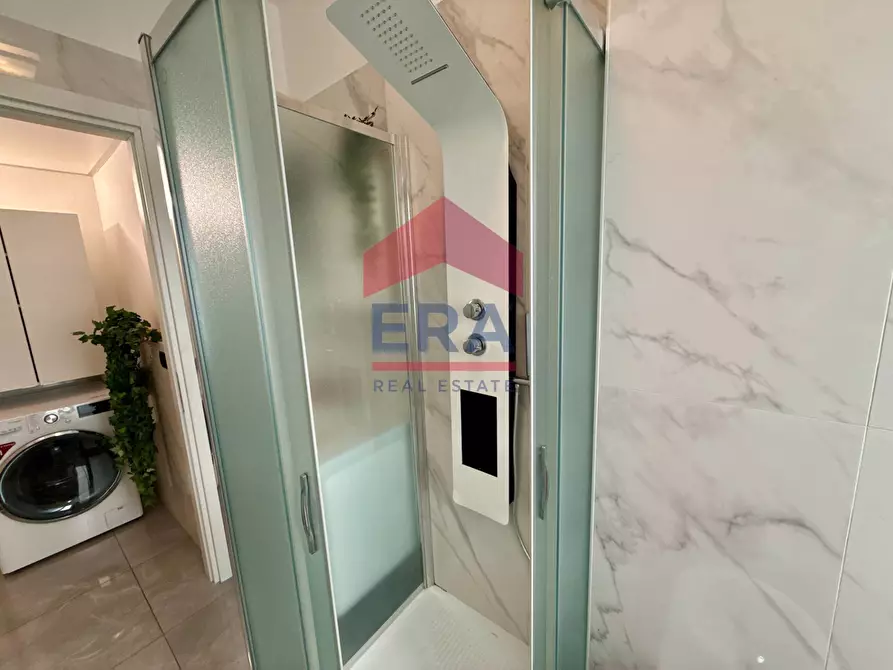 Immagine 24 di Appartamento in vendita  in Largo Promessi Sposi 8 a Milano