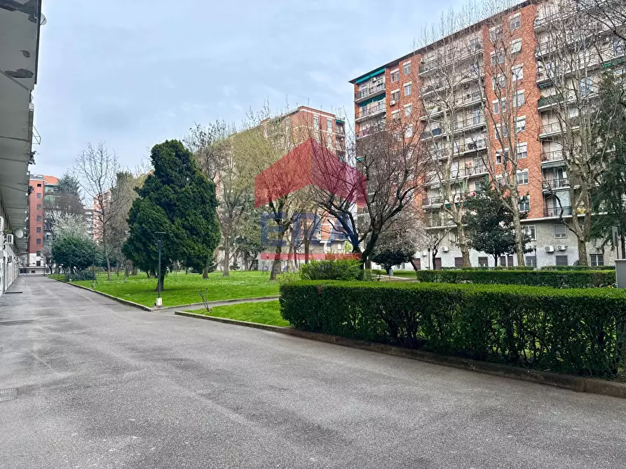 Immagine 30 di Appartamento in vendita  in Largo Promessi Sposi 8 a Milano