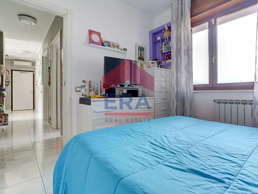 Immagine 14 di Appartamento in vendita  in viale delle Arti 11 a Pomezia