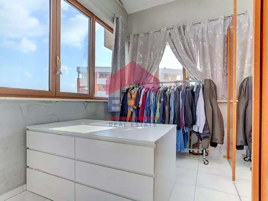 Immagine 17 di Appartamento in vendita  in viale delle Arti 11 a Pomezia