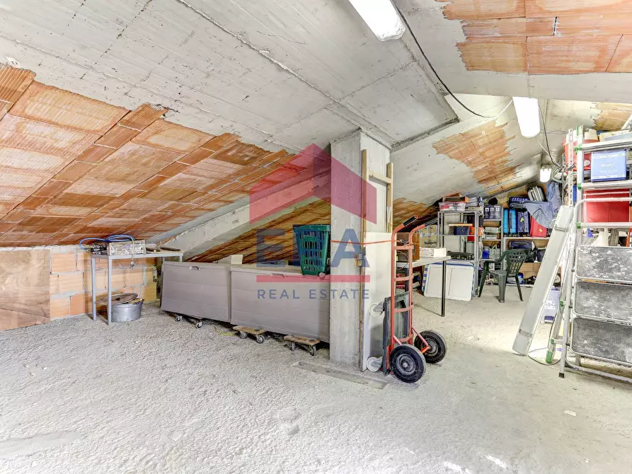 Immagine 18 di Appartamento in vendita  in viale delle Arti 11 a Pomezia