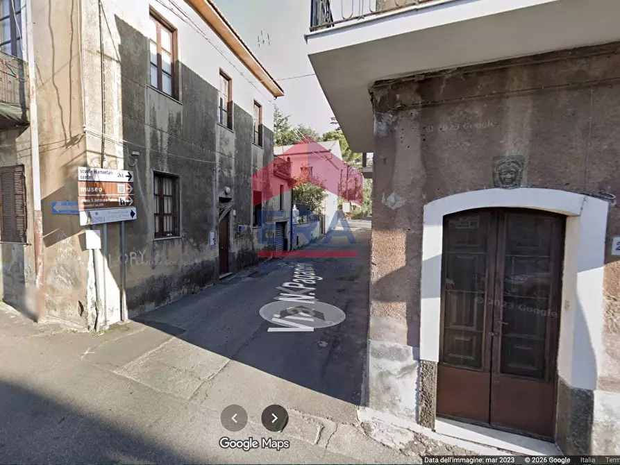 Immagine 1 di Locale commerciale in vendita  in via san giuliano 26 a Trecastagni