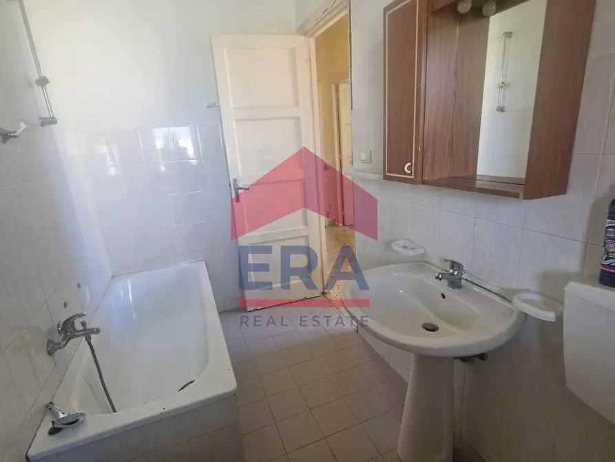 Immagine 30 di Appartamento in vendita  in Viale Regione Siciliana 107 a Trapani