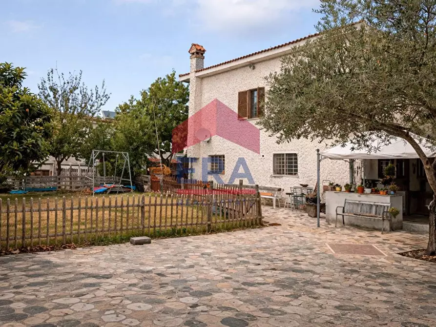 Immagine 1 di Villa in vendita  in via san berardo dei marsi 42 a Ardea