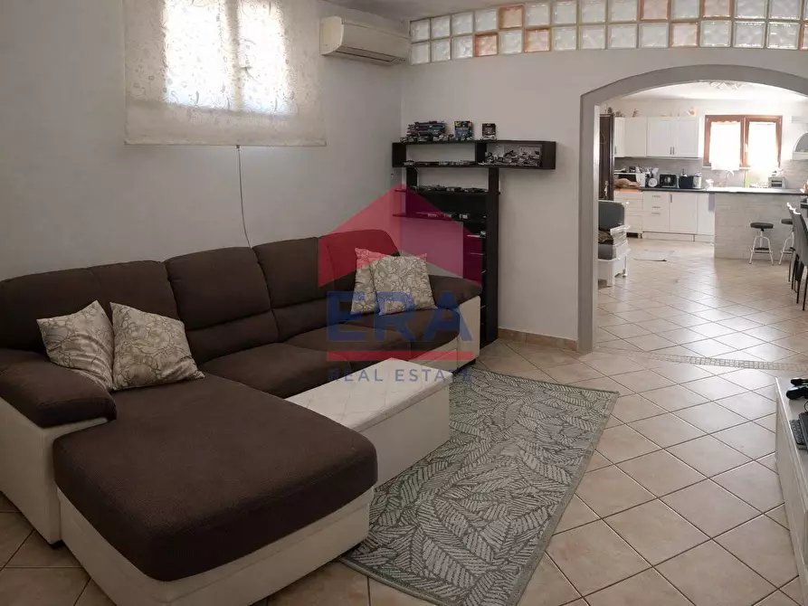 Immagine 7 di Villa in vendita  in via san berardo dei marsi 42 a Ardea