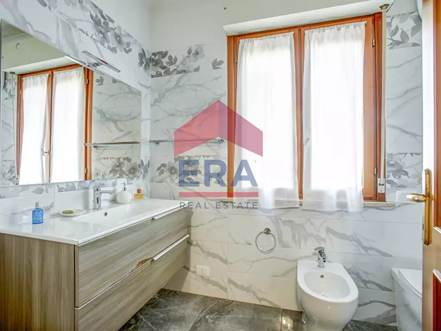 Immagine 17 di Attico in vendita  in Via Pandolfo Collenuccio a Roma