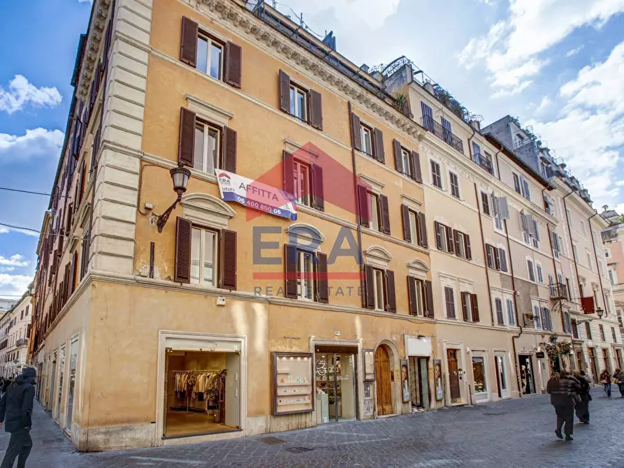 Immagine 17 di Ufficio in affitto  in Via Frattina a Roma