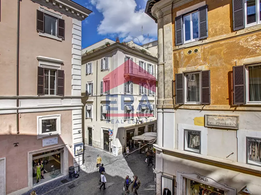 Immagine 19 di Ufficio in affitto  in Via Frattina a Roma