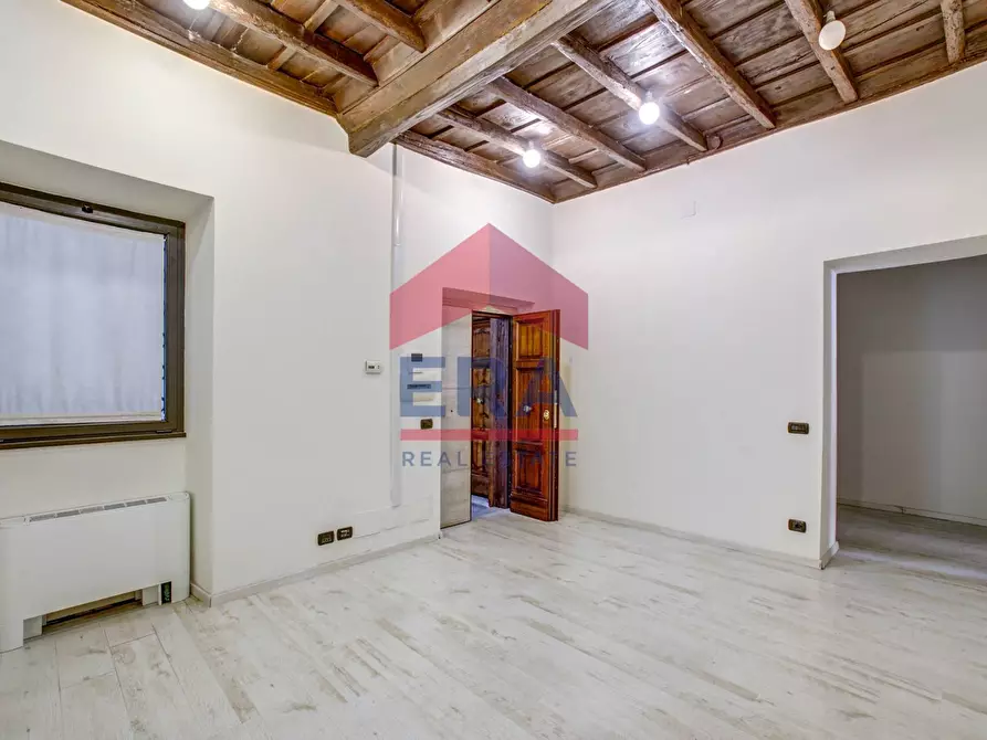 Immagine 7 di Ufficio in affitto  in Via Frattina a Roma