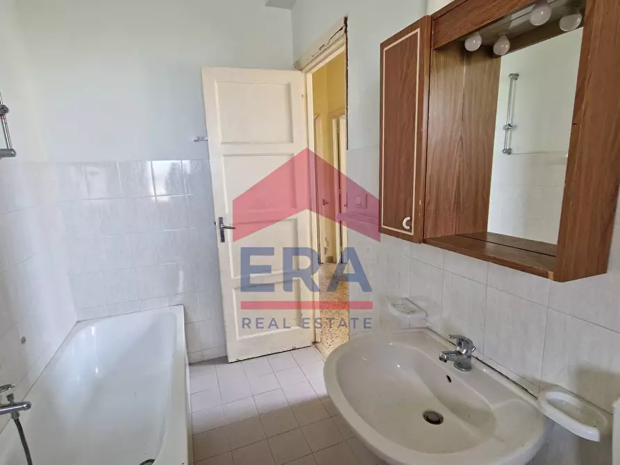 Immagine 31 di Appartamento in vendita  in Viale Regione Siciliana 107 a Trapani