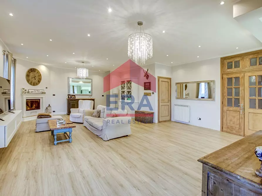 Immagine 14 di Casa semindipendente in vendita  in Via di Velletri a Rocca Priora