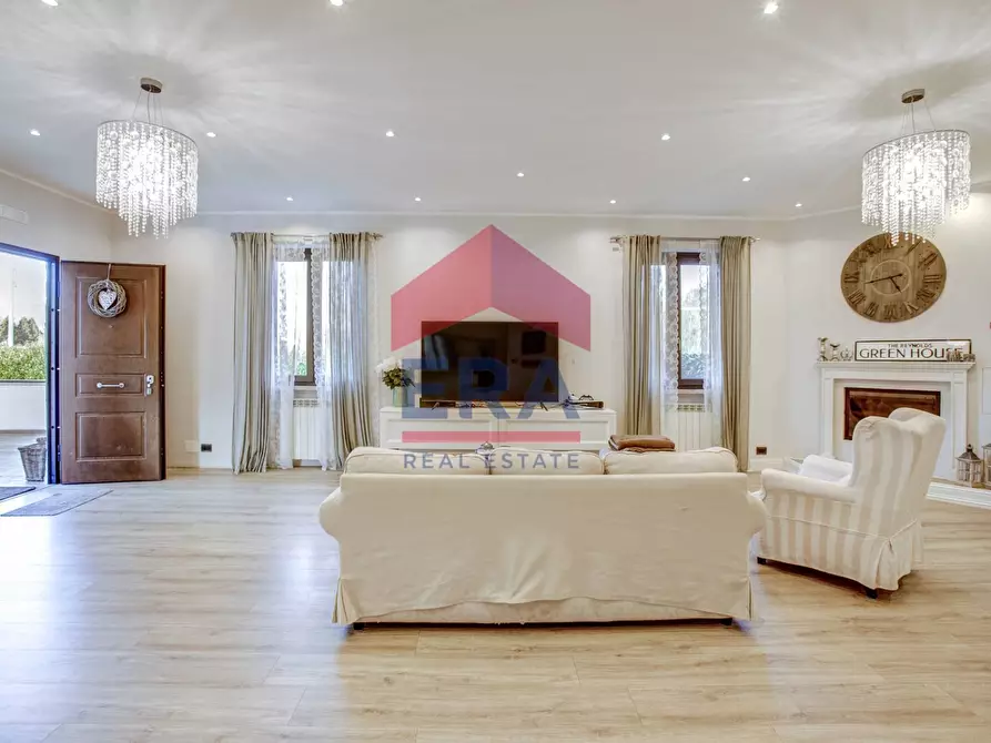 Immagine 17 di Casa semindipendente in vendita  in Via di Velletri a Rocca Priora