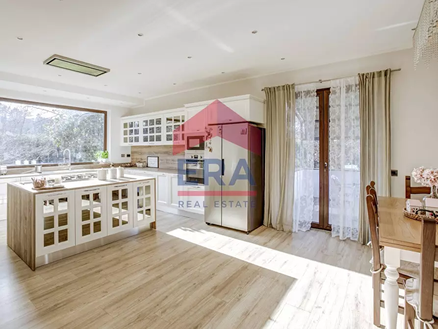 Immagine 22 di Casa semindipendente in vendita  in Via di Velletri a Rocca Priora