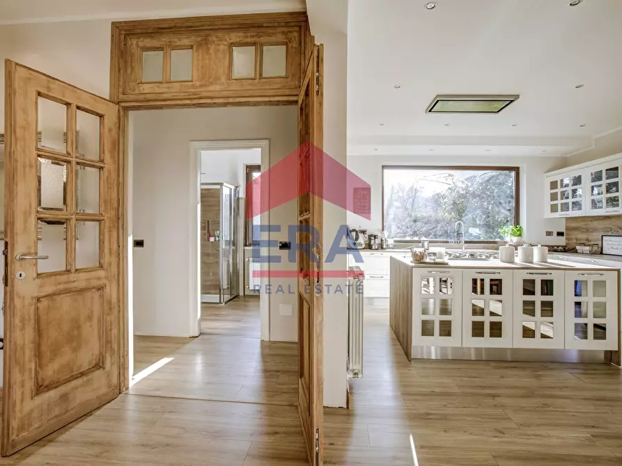 Immagine 26 di Casa semindipendente in vendita  in Via di Velletri a Rocca Priora