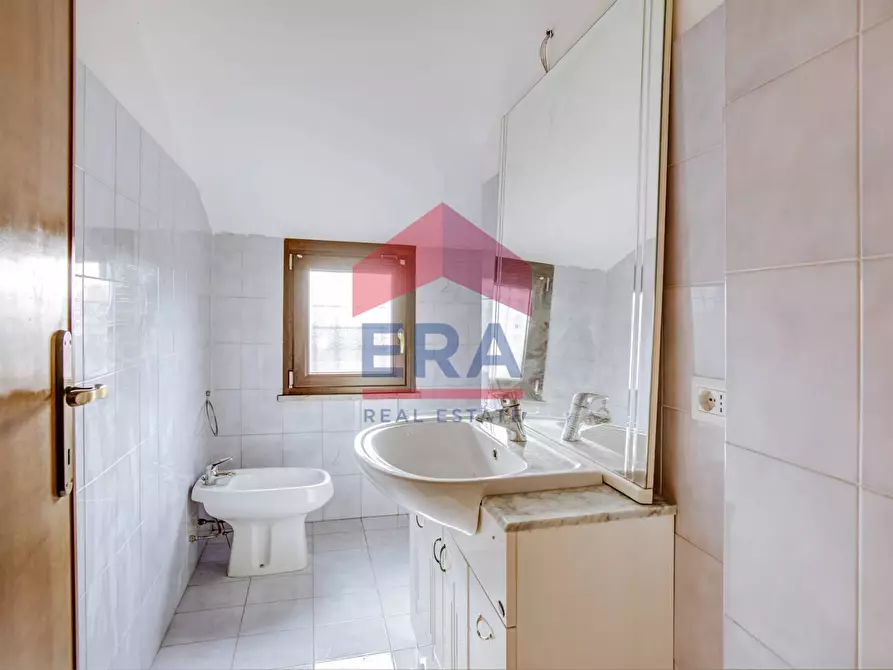 Immagine 34 di Casa semindipendente in vendita  in Via di Velletri a Rocca Priora