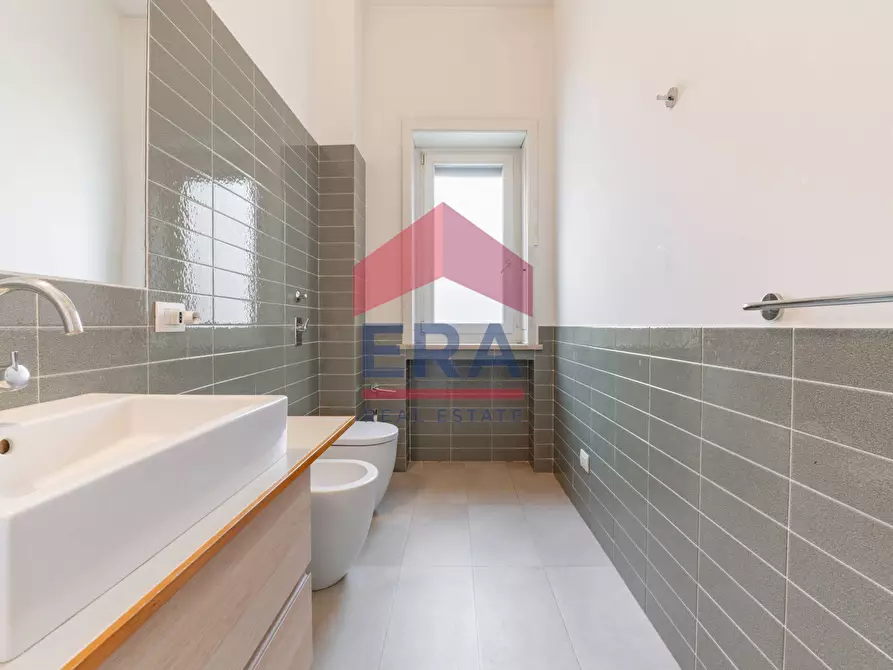 Immagine 18 di Appartamento in affitto  in Via Francesco Crispi 5 a Milano