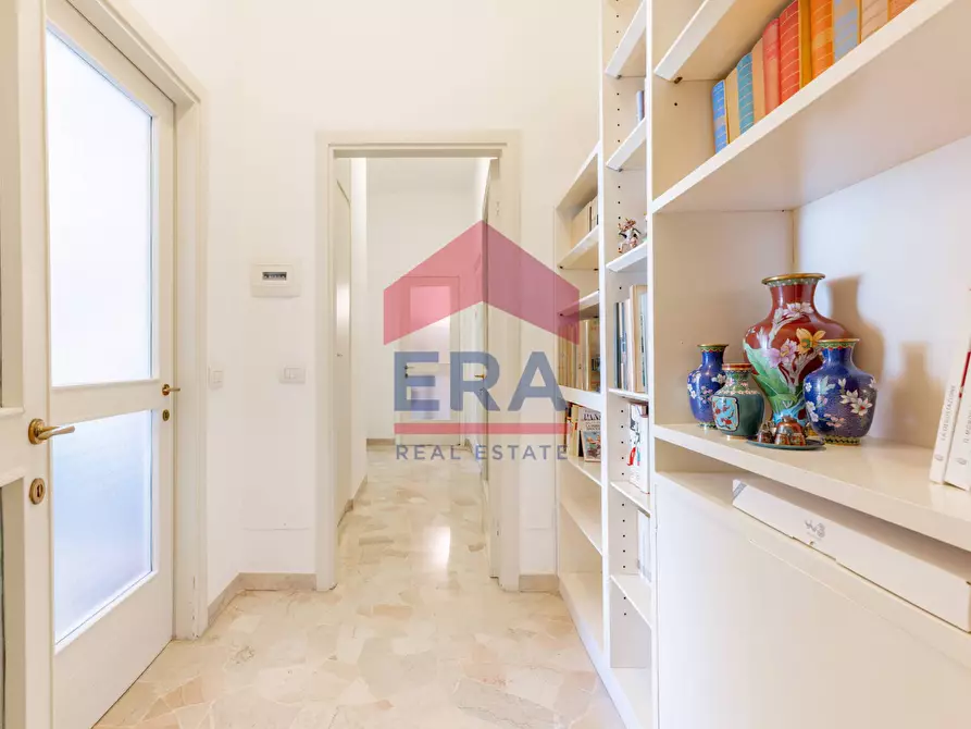 Immagine 22 di Appartamento in affitto  in Via Francesco Crispi 5 a Milano