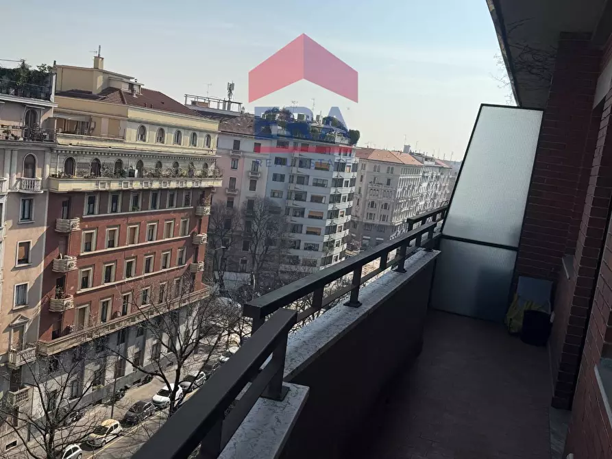 Immagine 21 di Appartamento in affitto  in Viale Regina Giovanna 36 a Milano