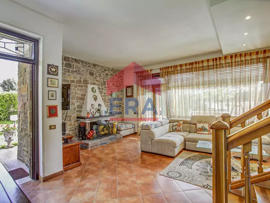 Immagine 9 di Villa in vendita  in Viale Piave 10 a Ardea