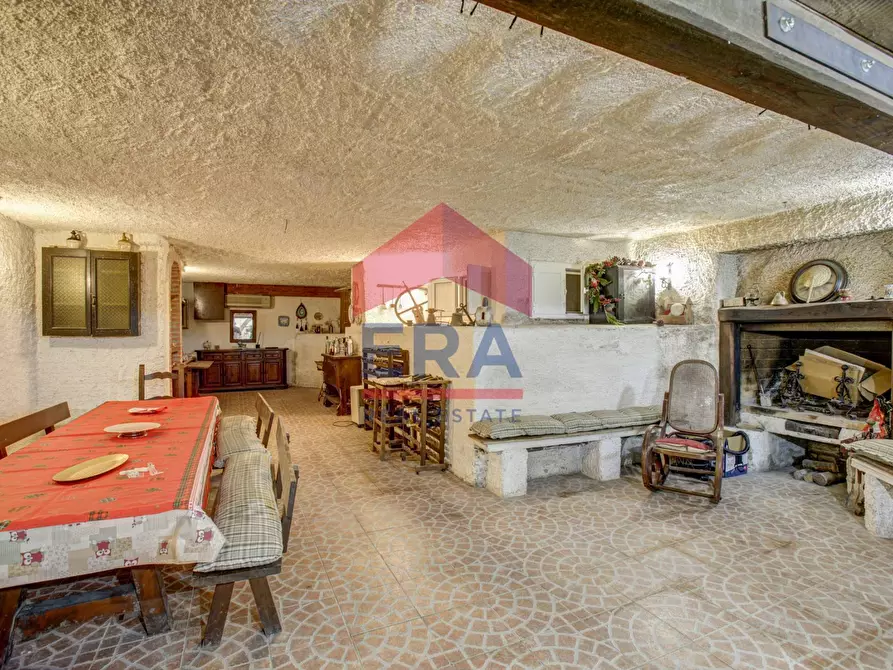Immagine 18 di Villa in vendita  in Viale Piave 10 a Ardea
