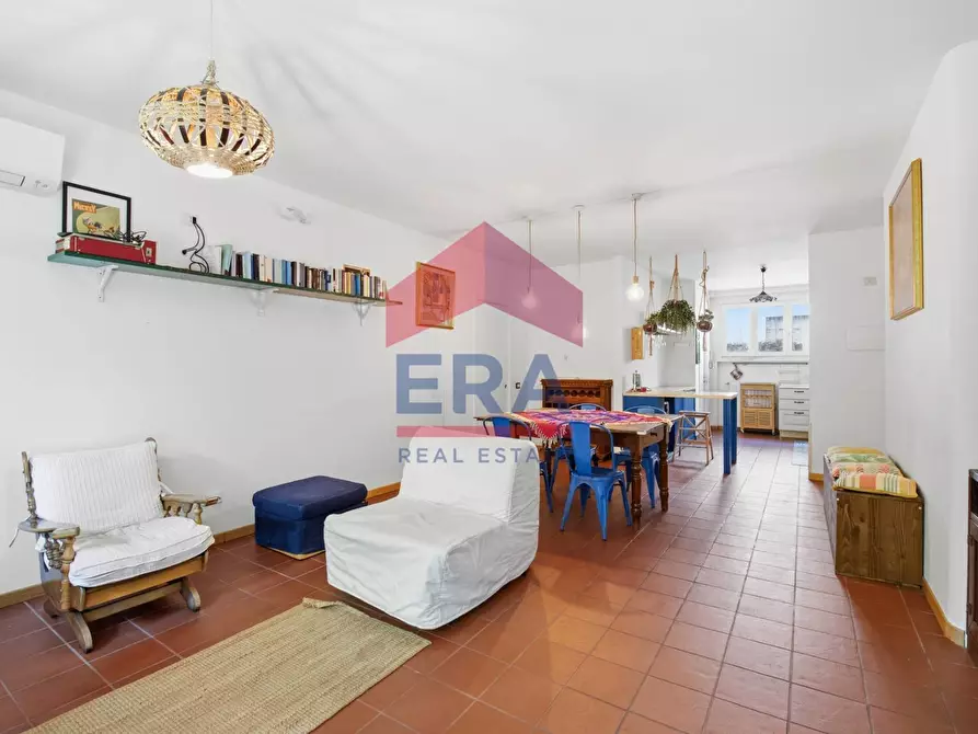 Immagine 5 di Appartamento in vendita  in Via Altaguardia 1 a Milano