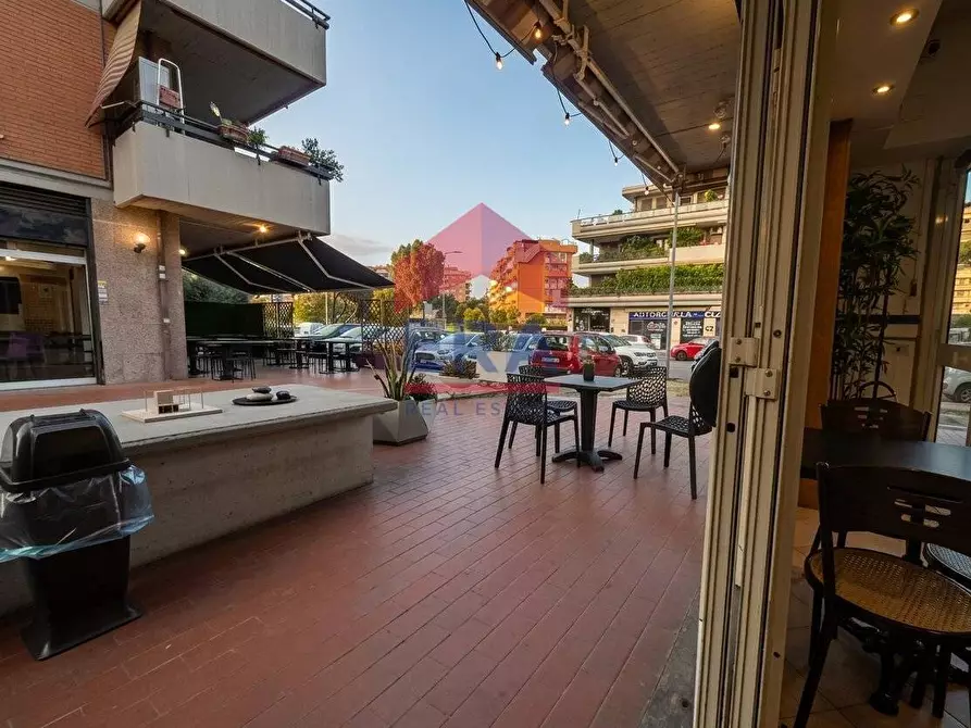 Immagine 5 di Bar / Ristorante in vendita  in via salvo d'acquisto 60 a Pomezia