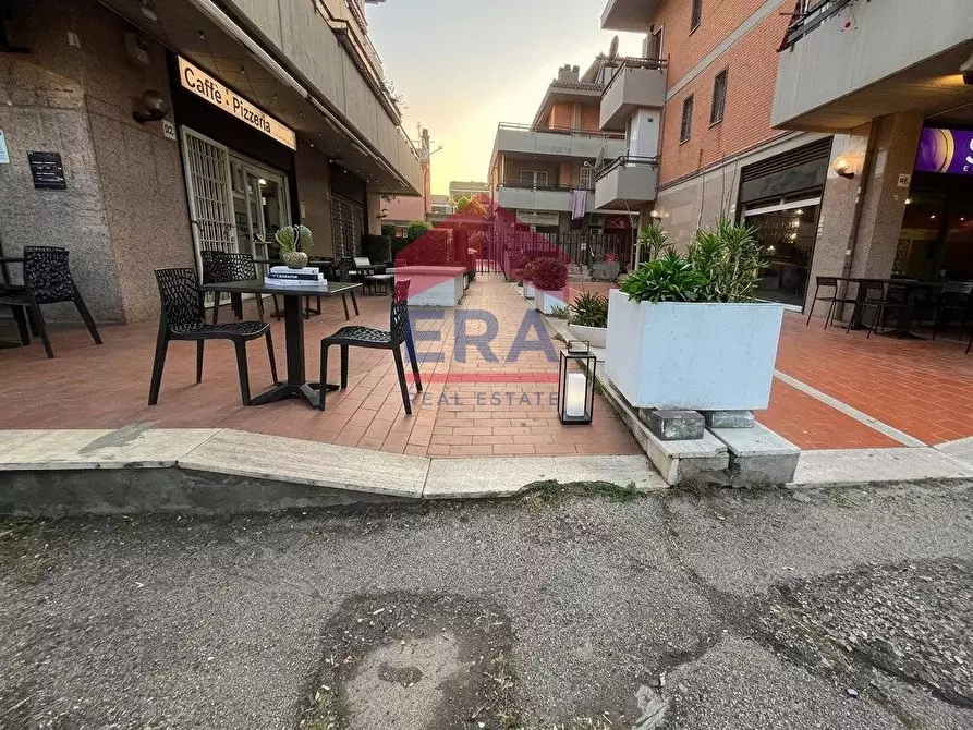 Immagine 6 di Bar / Ristorante in vendita  in via salvo d'acquisto 60 a Pomezia