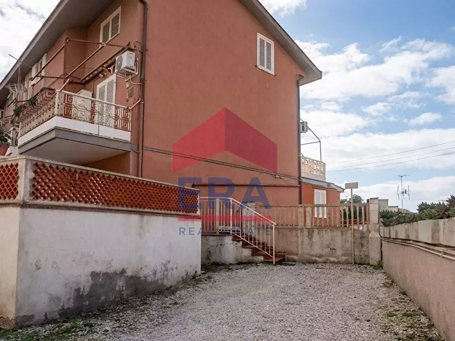 Immagine 2 di Appartamento in vendita  in Via Teseo 3 a Ardea