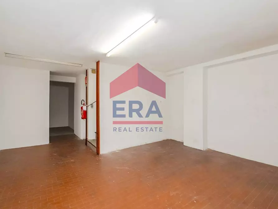 Immagine 7 di Negozio in vendita  in Via Antonio Panizzi 12 a Milano