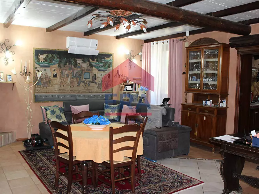 Immagine 32 di Villa in vendita  in CONTRADA URSELLUZZO SNC a Agira