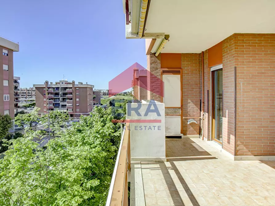 Immagine 15 di Appartamento in vendita  in via dell'Albareto 36 a Roma