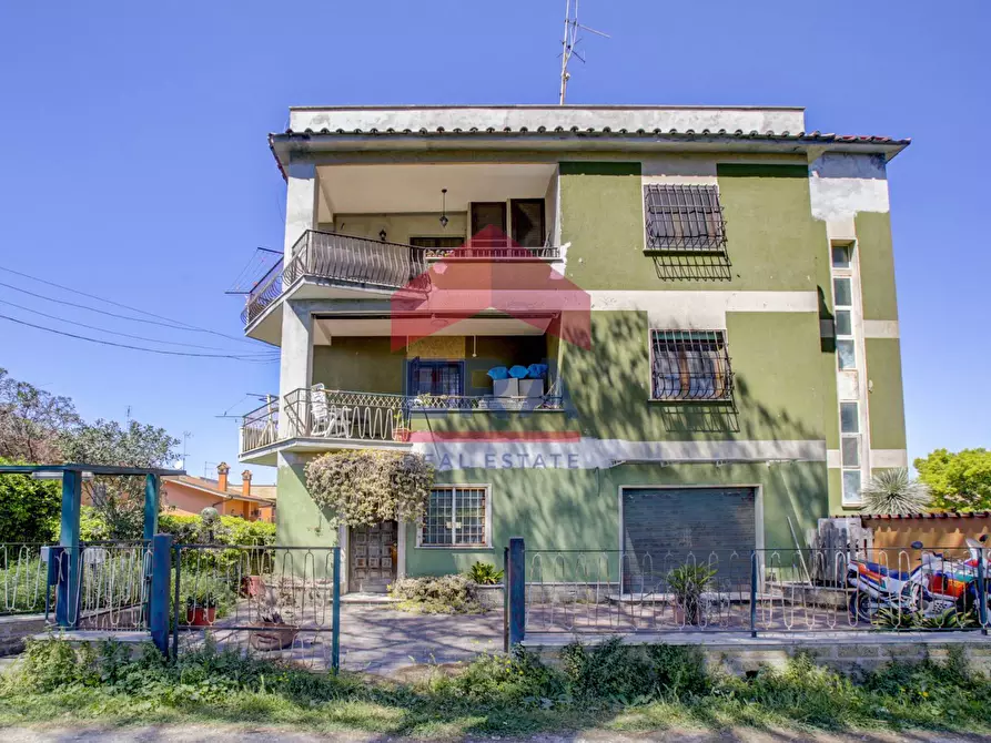 Immagine 3 di Ufficio in vendita  in Via Di Valle Porcina 63 a Roma