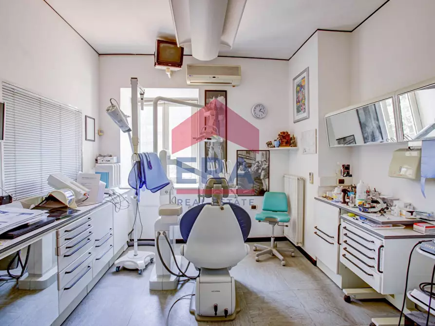 Immagine 14 di Ufficio in vendita  in Via Di Valle Porcina 63 a Roma