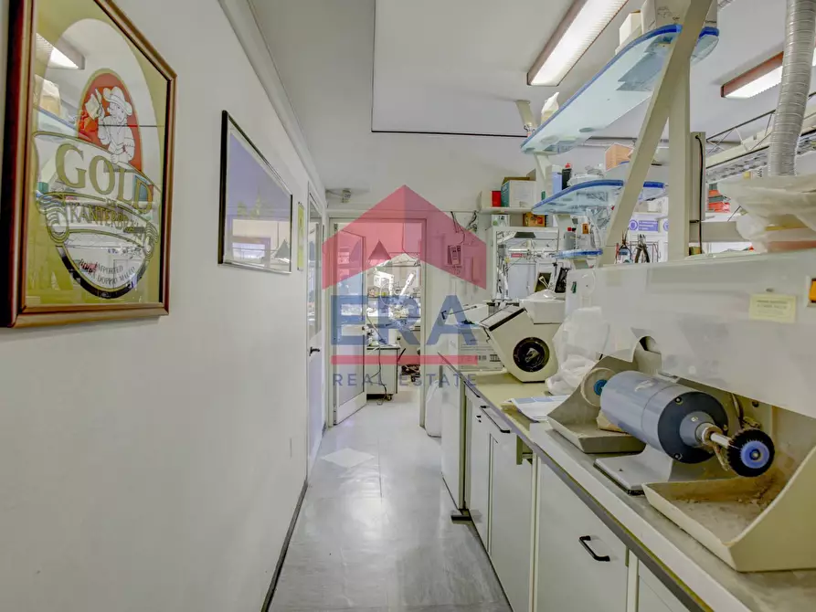 Immagine 19 di Ufficio in vendita  in Via Di Valle Porcina 63 a Roma