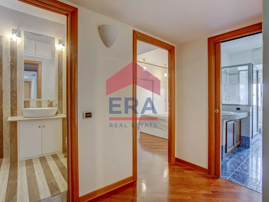 Immagine 9 di Appartamento in vendita  in Via Quirino Majorana 140 a Roma