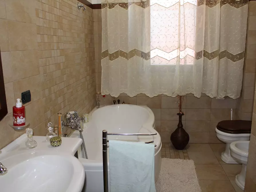 Immagine 41 di Villa in vendita  in CONTRADA COLLA a Gagliano Castelferrato