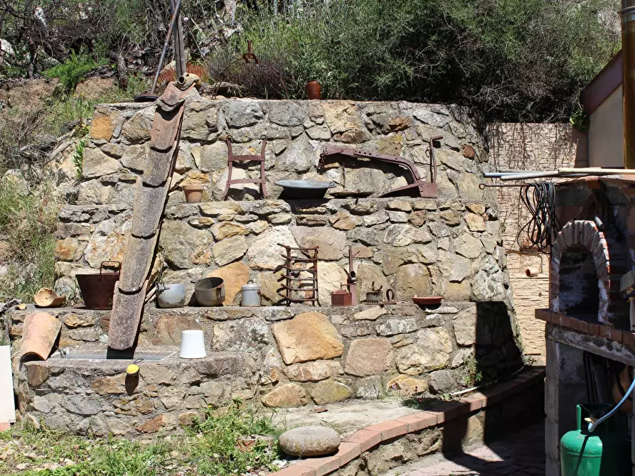 Immagine 10 di Villa in vendita  in CONTRADA COLLA a Gagliano Castelferrato