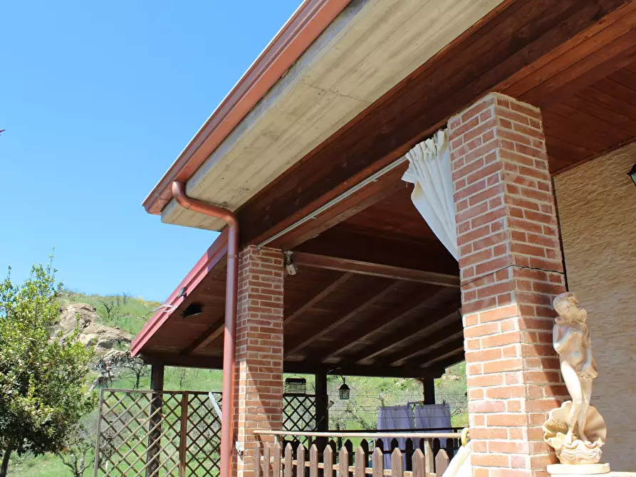 Immagine 11 di Villa in vendita  in CONTRADA COLLA a Gagliano Castelferrato