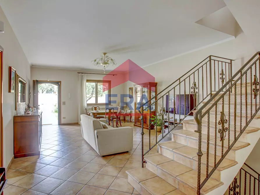 Immagine 7 di Villa in vendita  in VIA DEL MARE 171 a Ardea