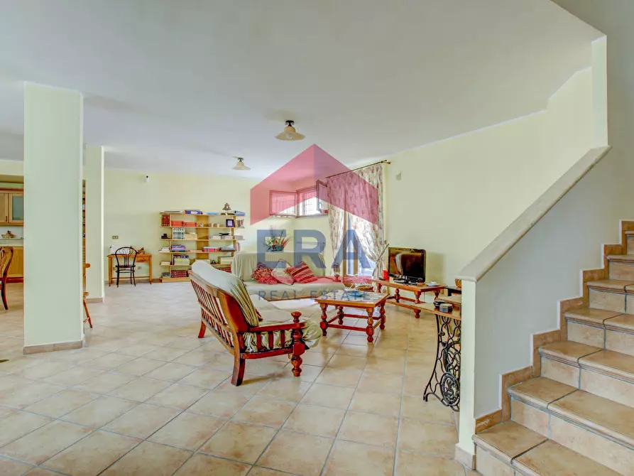 Immagine 19 di Villa in vendita  in VIA DEL MARE 171 a Ardea